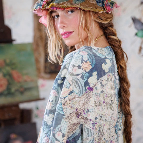 🍓MAGNOLIA PEARL APPLIQUÉ TAIGE DRESS🍓 - Picture 6 of 11